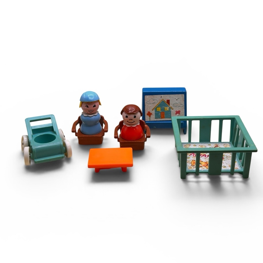 Fisher-Price Little People Set Teal, Orange, Blue, Red, Brown #761 Approx 1972
